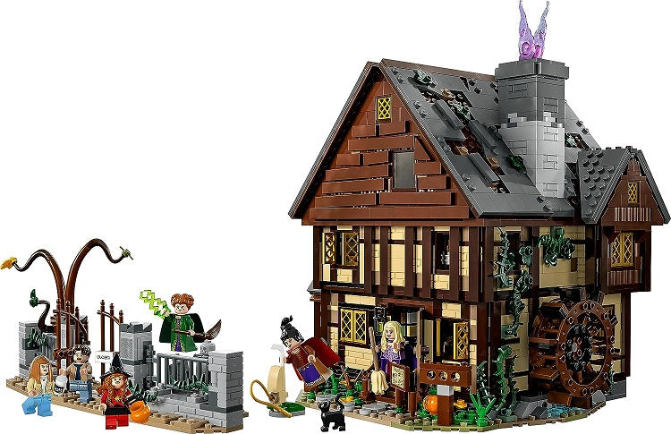 LEGO Ideas Hocus Pocus: Sanderson Sisters Cottage